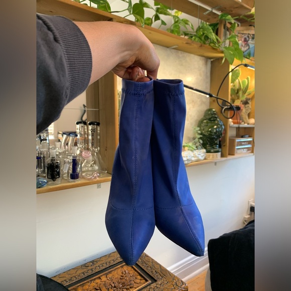 Blue heels - Picture 2 of 5